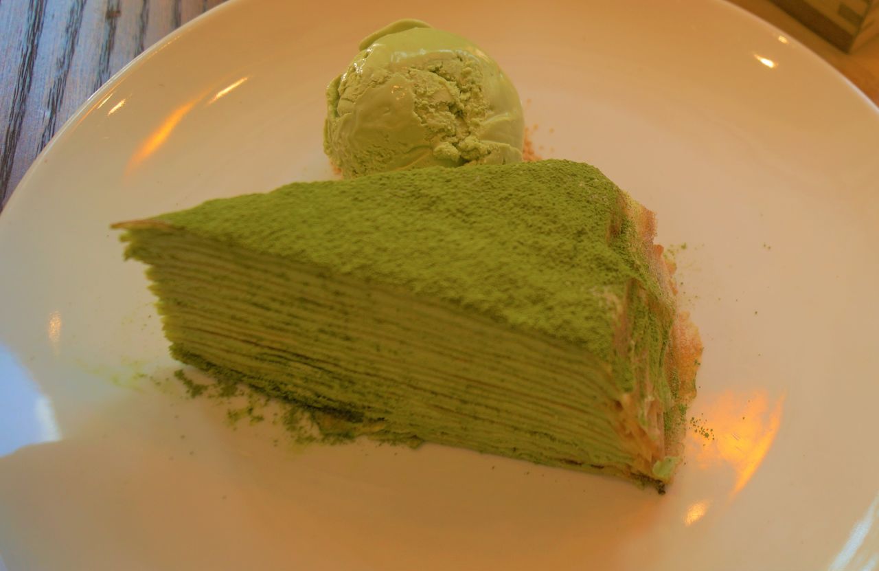 눈으로 먹는 디저트! 눈으로도, 입으로도 호강하는  디저트가 가득한 "A La Mousse"