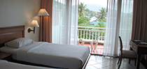 Room 04