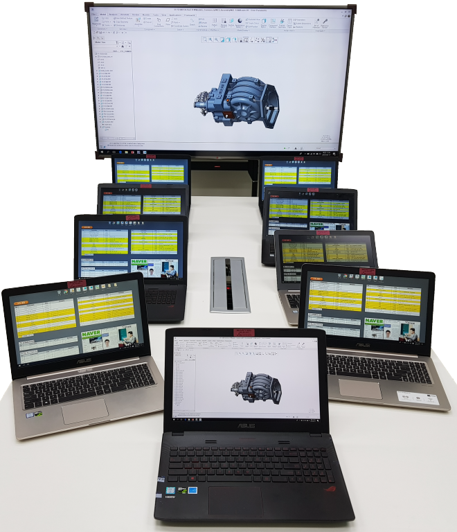 교육장 장비: 65인치 TV, Full HD Beam Projector + Laptop 10대(CPU i7-7700, RAM: 16GB, SSD 256GB+1TB HDD, nVidia Geforce)