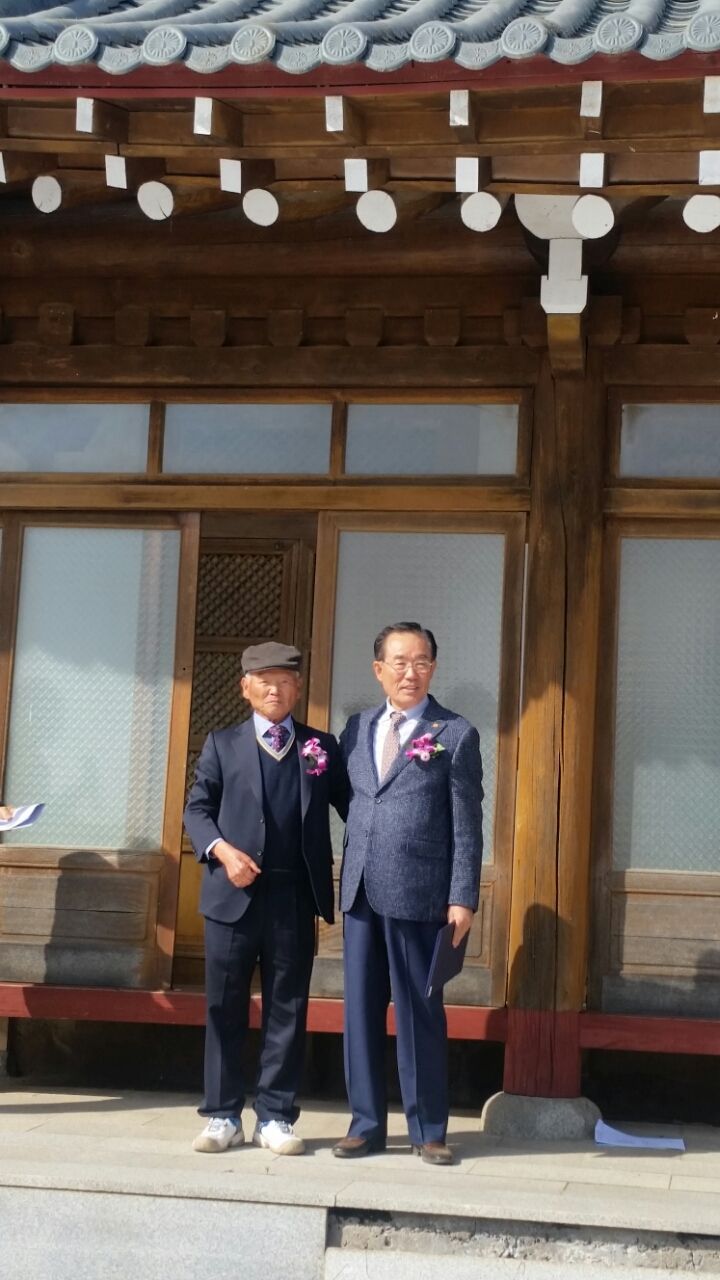 제2대 진환회장님과 3대 창범회장님 취임