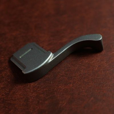 Match technical / Thumbs up grip for Leica camera