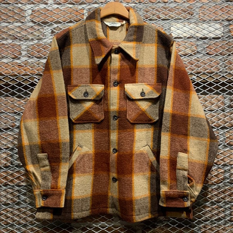 Woolrich store cpo jacket