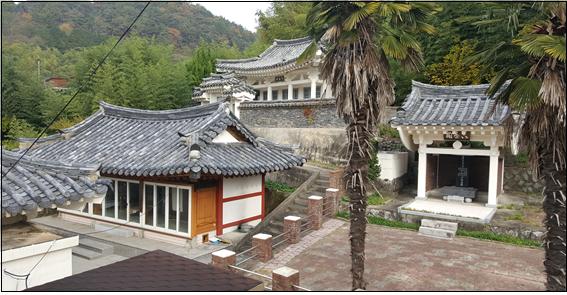 육일각과 죽천사 전경