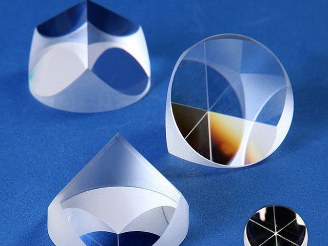 코너 큐브 프리즘 (Corner Cube Prism)