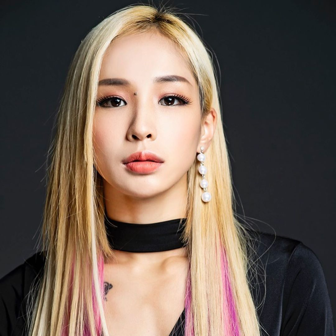 최리안 Rian<br>1993<br>162 33-24-32.5 230