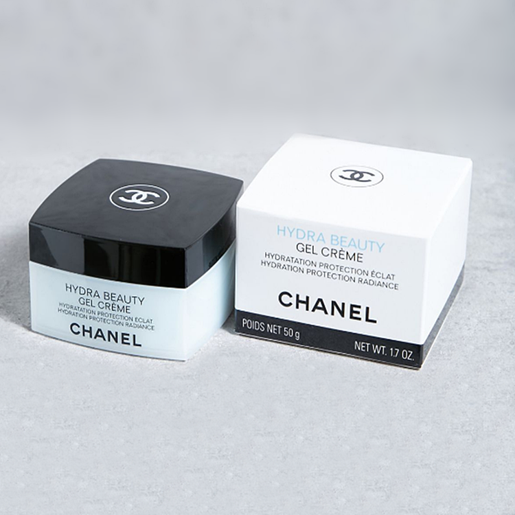 Chanel gel. Chanel hydra Beauty Gel Crème. Крем Шанель гидра капсулами. Набор парфюмированного геля и крема Шанель. Крем Chanel гидра капсулами.