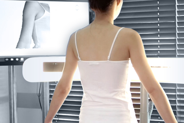 Lựa chọn túi ngực phù hợp với hình dáng cơ thể bằng khuôn ảo