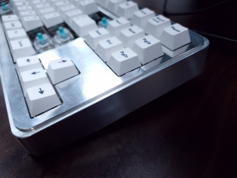 XO v3 샘플 사진 : 몬스타기어 | 커스텀 키보드·키캡·AI PC·액침냉각