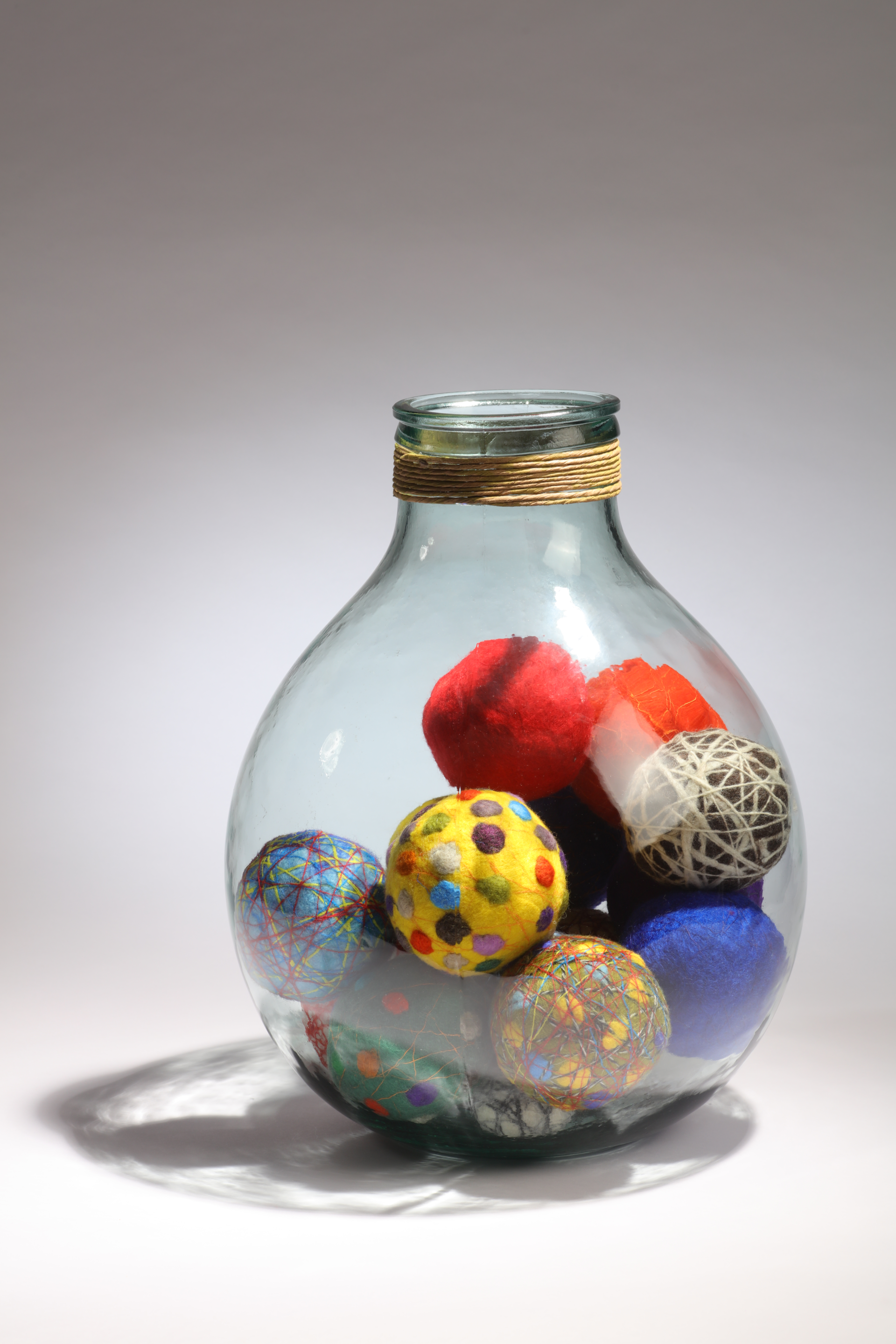 "산으로부터 오는 노래" / 46x36cm / 양모(wool),실(threads, yarn) / Hand-made Felt / 2020
