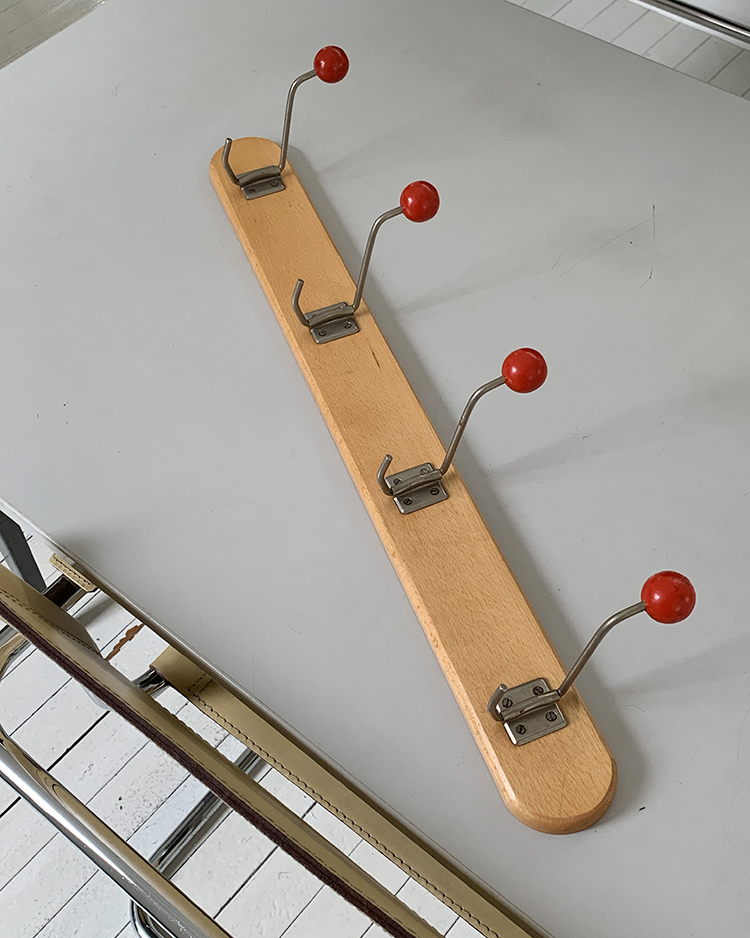 70’s vintage coat rack : lilisun