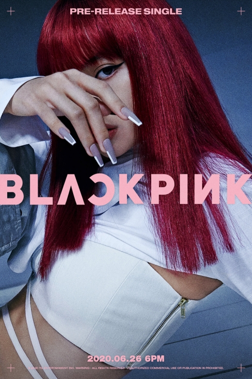 Black Pink Lisa wears 2020 Edition-2 White top
