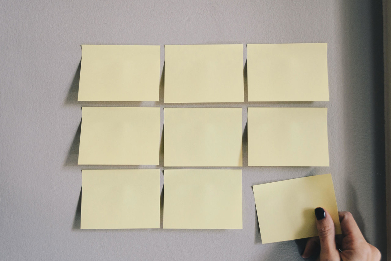 <font size=4>alpha music</font></br><b><i><font color='yellow'; size=10>Writing lyrics</font></i></b>