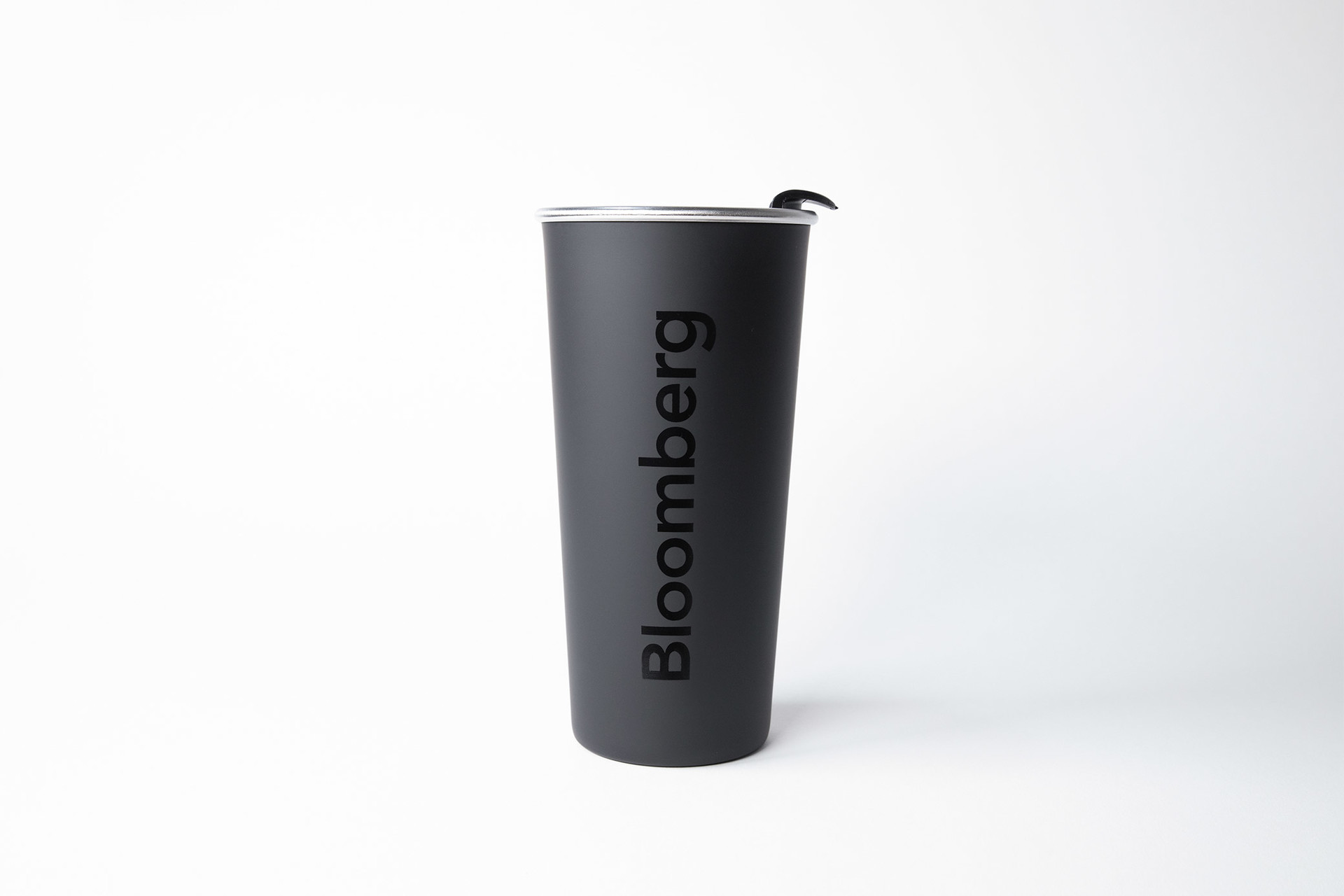 Bloomberg 매트 블랙 텀블러