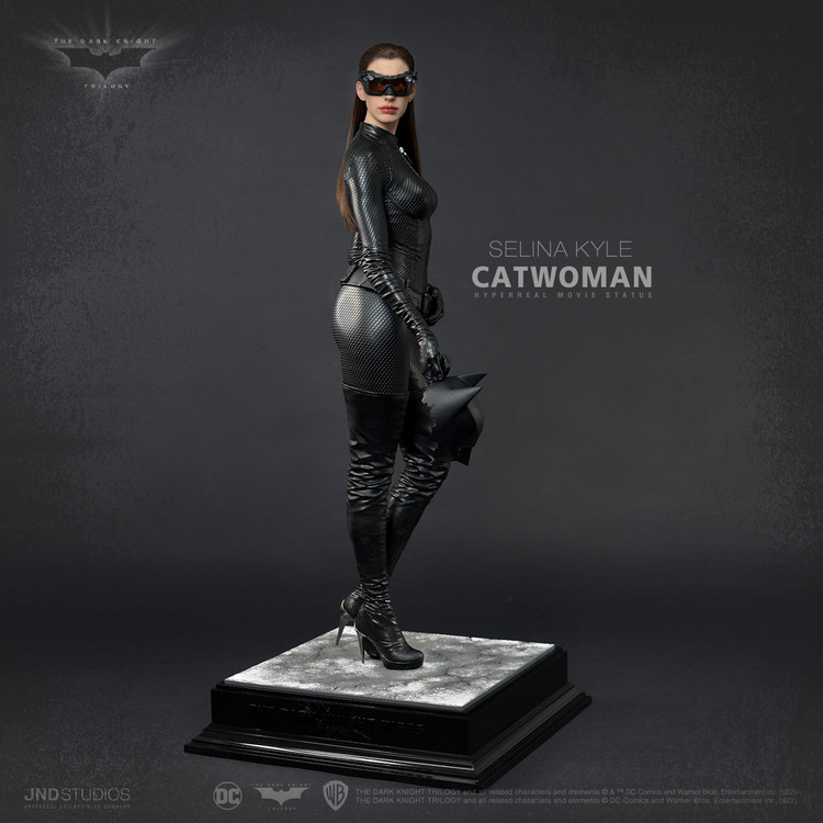 dark knight rises catwoman statue