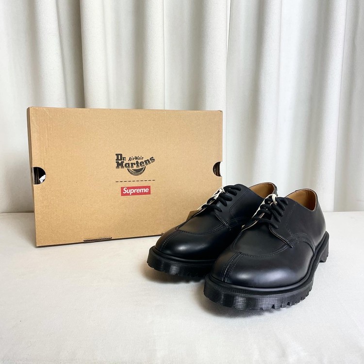 SUPREME X DR MARTENS : GOVERNMENT SEOUL