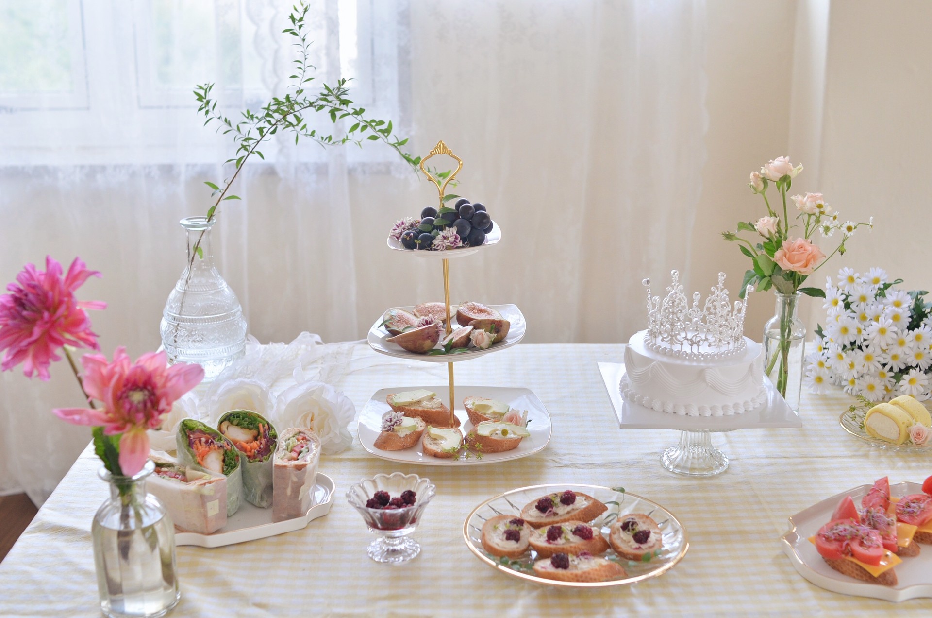 <font color="#808d72">01</font> 3단 디저트 트레이 & 플레이팅 접시