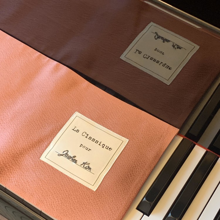Hammered Silk Piano Cover : La Classique