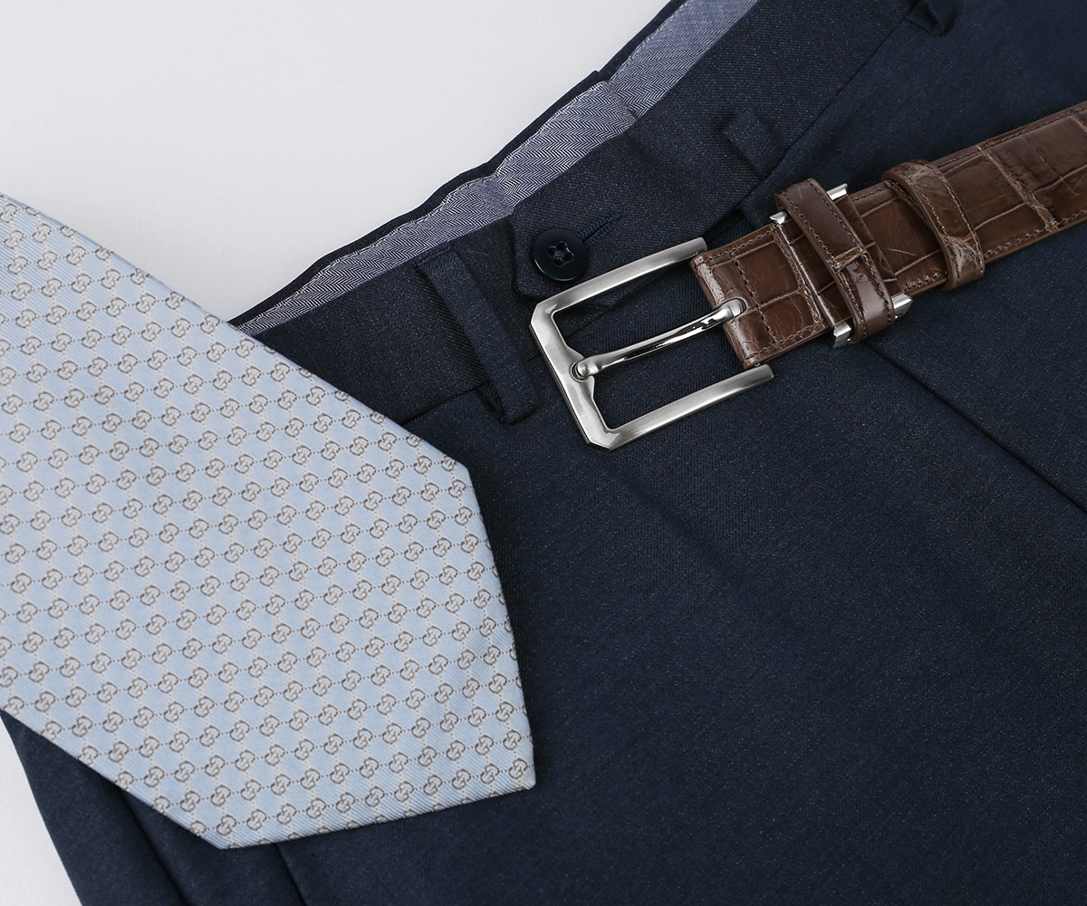 <h5 style="line-height:1.0; font-size: 20px; text-align: center;">ACC<br></h5><p style="font-size:16px; text-align: center;"><u>shop now</u></p>