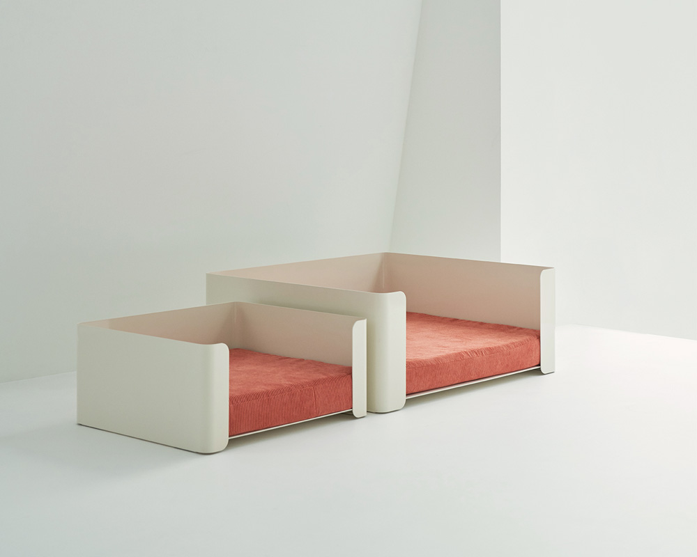 <h4><b>KABINE PATPAT Bed</b><br>(S Size) (M Size)</h>