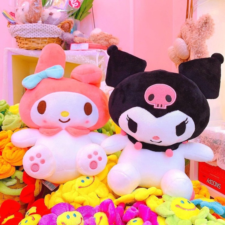 Graduation Doll Sanrio My Melody Kuromi Hello Kitty Pompompurin 28cm H