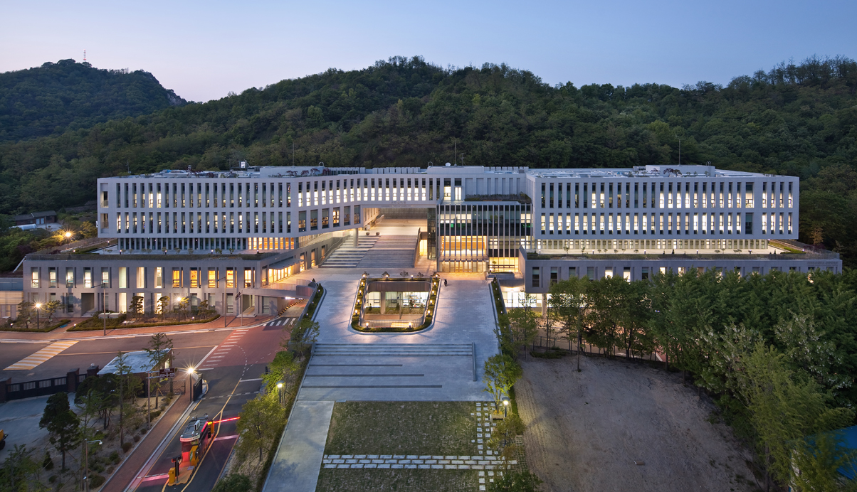 A subsidiary of Ewha Womans University Technology Holdings.