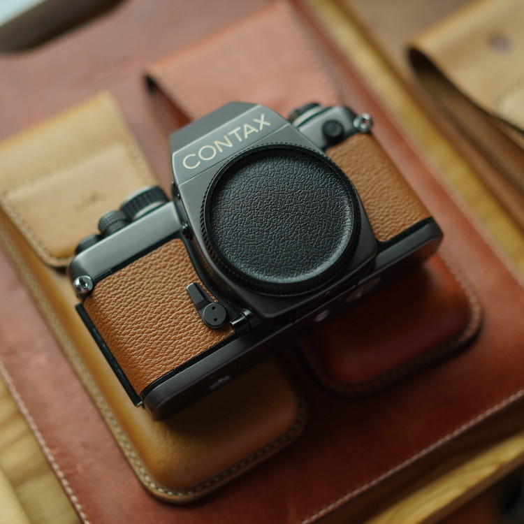 Contax S2 / Real leather skin : LEICA CASES & STRAPS by handcraft - Arte di  mano