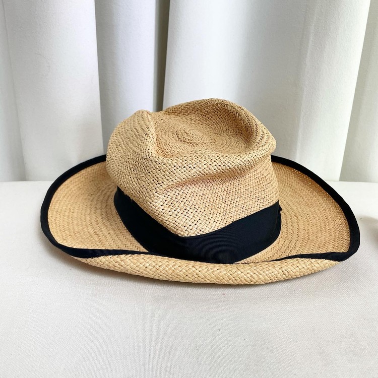 PAUL HARNDEN SHOEMAKERS : GOVERNMENT SEOUL