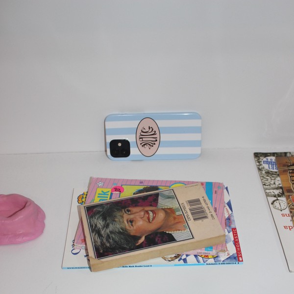 SKY BLUE & WHITE CASE : attendsKR