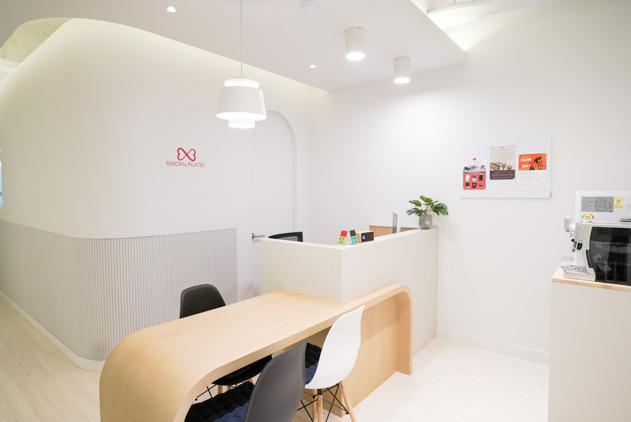 <p style="margin-left:10px;">대전둔산점</p><h5 style="margin-left:10px">2021 </h5>