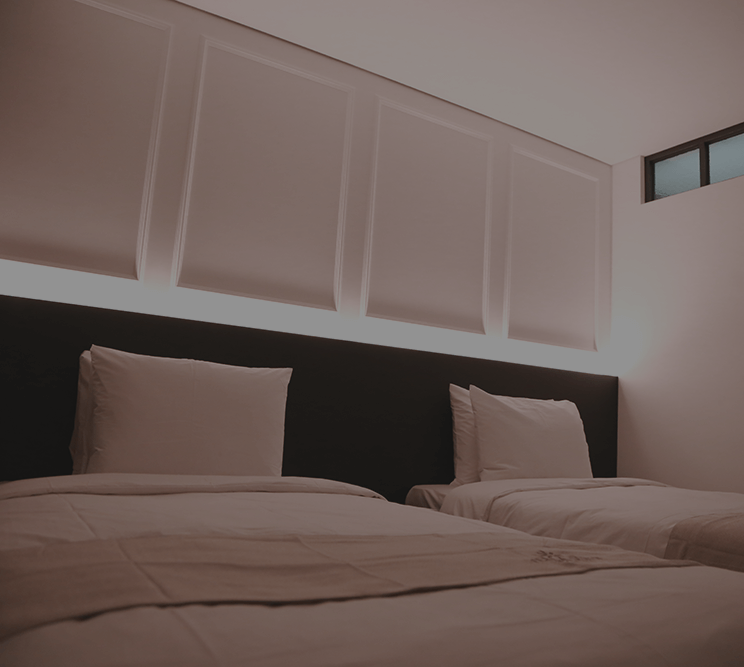 <div style="padding-left:30px"><p class="main_room_title">TWIN ROOM</p>     <ul class="list list_main_rooms">         <li><span class="room_list">Type : Single Bed + Single Bed (twin)</li>         <li><span class="room_list">Composition: Bedroom1, Restroom1</li>         <li><span class="room_list">Check-in : After 2pm</li>         <li><span class="room_list">Check-out : Before 12pm</li>     </ul>     <br/><br/>     <div class="main_room_btn">     <a style=" margin-right: 2%;" class="btn0 btn01" href="standardtwin">VIEW MORE</a>     </div></div>