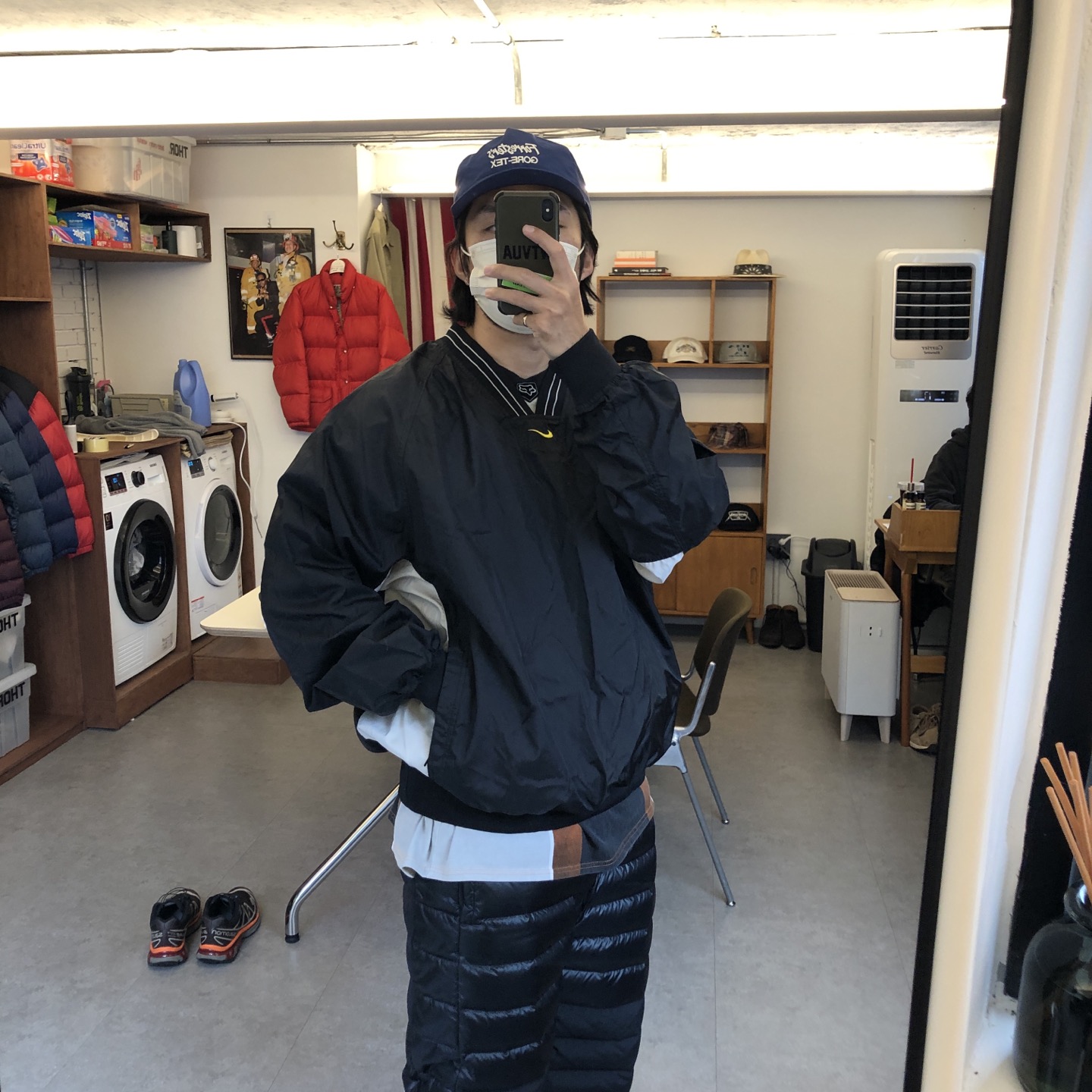 90's Nike small swoosh worm up jacket : soberseoul