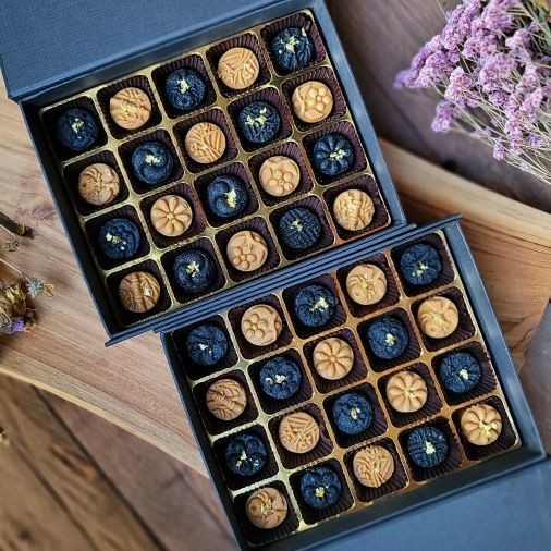 숟가락젓가락들고위드어썸부산