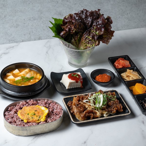 [서울 마포구] 문숙이미나리식당 홍대점