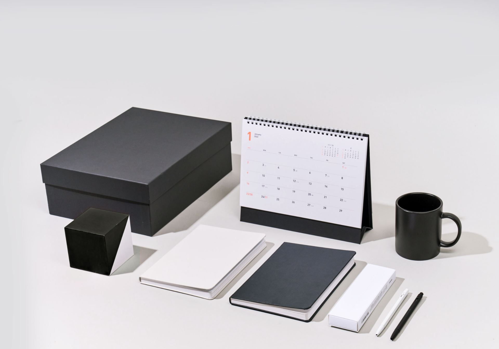 <table style="width: 100%;"> 	<tbody> 		<tr> 			<td style="width: 50.0000%;">  				<h4> 					<br> 				</h4>  				<h4><span style="font-size: 16px;">                베이직 키트</span></h4>  				<h4><span style="font-weight: 800; font-size: 48px;">     BASIC KIT</span></h4> 				<br> 			</td> 			<td style="width: 50.0000%;"> 				<br> 				<br> 				<br> 				<br>  				<h4 style="text-align: right;"><span style="font-weight: 600; font-size: 30px; color: rgb(255, 255, 255);">가성비 좋은 가장 기본적인 키트       </span></h4> 				<br> 			</td> 		</tr> 	</tbody> </table>