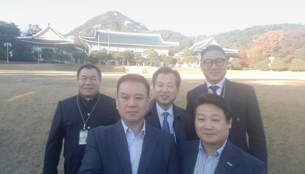 대통령국가리더십에 입학한 기업인들 청와대 방문