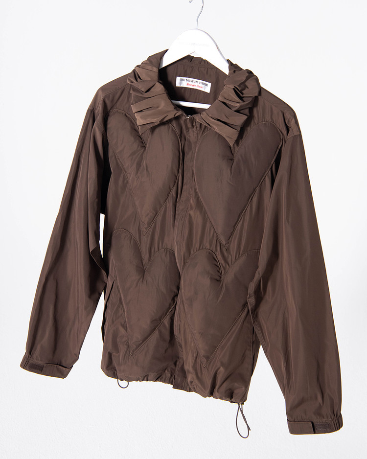 ◆THE MUSEUM VISITOR◆ HEART CUT TRUCKER JACKET 08216 HEART POCKET DYEING TRUCKER JACKET (PINK) : THE MUSEUM VISITOR