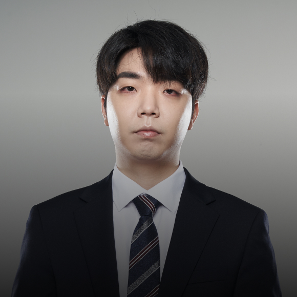 <span style="letter-spacing: -0.5px; font-size: 20px; line-height: 1.6;"><strong>Coach Noblesse</strong></span><br><span style=“font-size: 14px;”>Chae Dojoon</span>