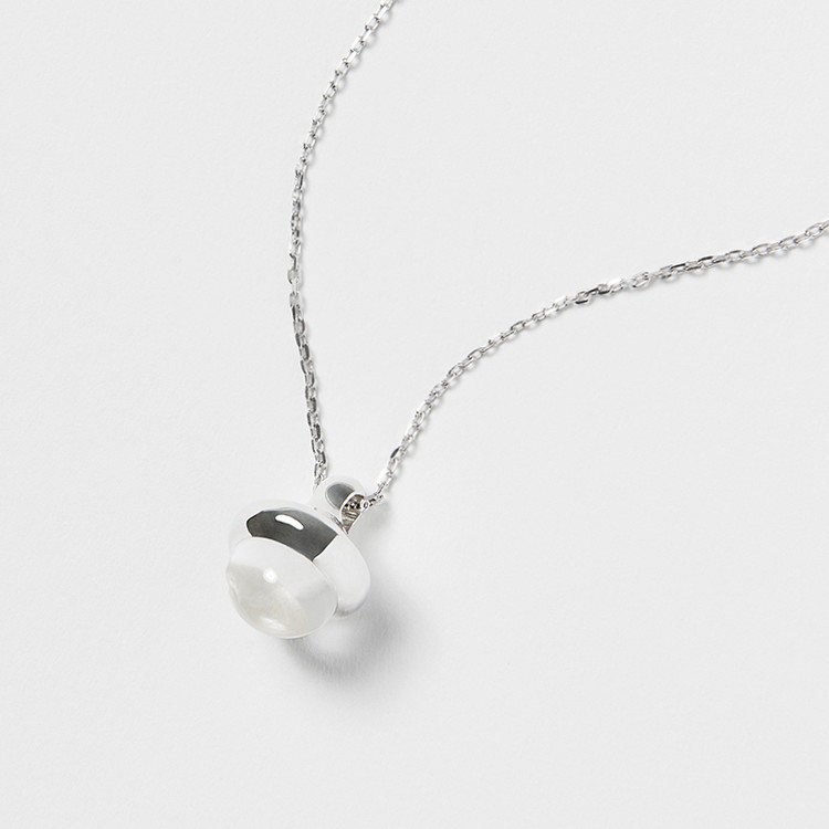 White Quartz Drop Pendant Necklace 마모