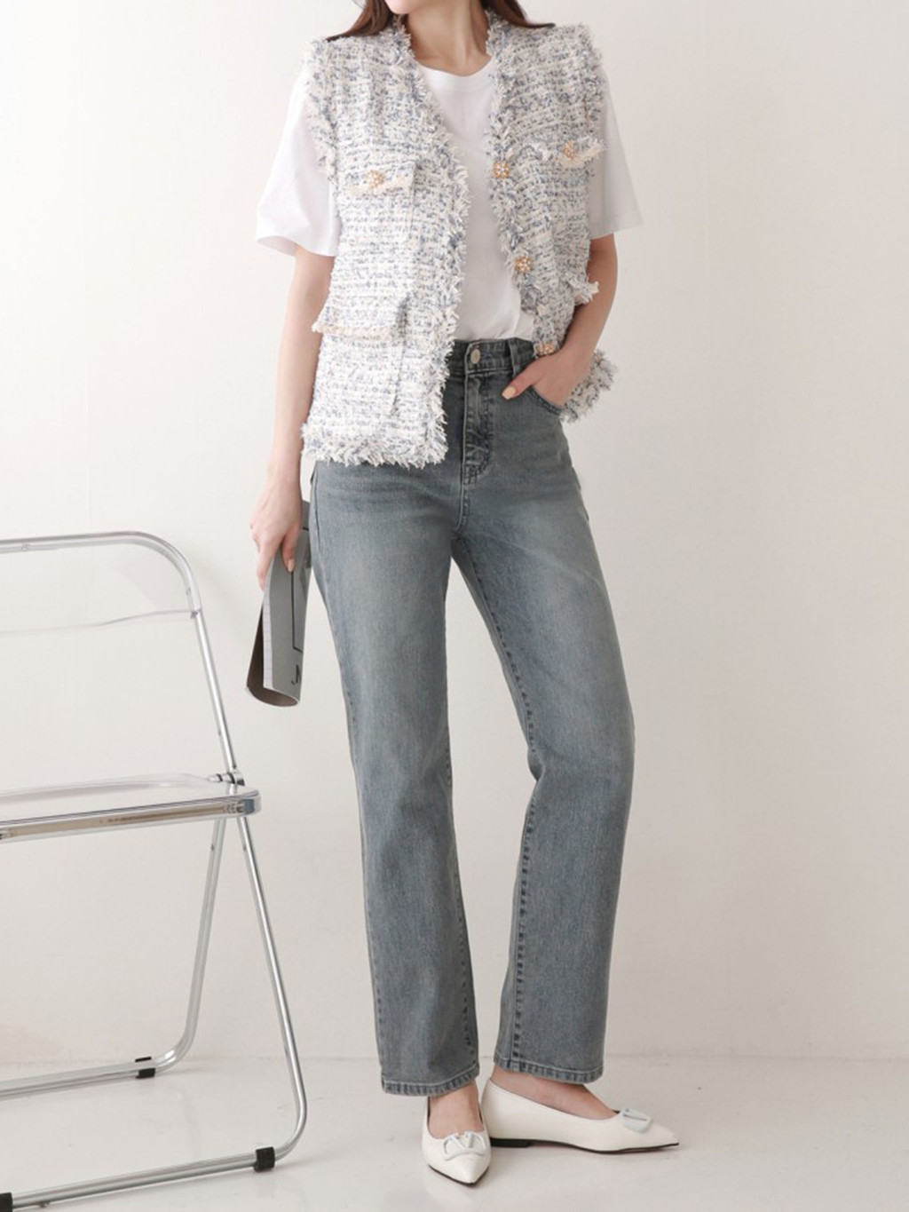 Gray Washed Straight Jeans : COMODANA