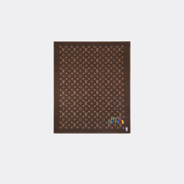 Shop Louis Vuitton MONOGRAM Monogram Classic Beach Towel (M76830