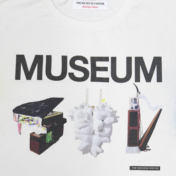 THE MUSEUM VISITOR★HOUSEBY SPRAY PRINTED T-SHIRTS 半袖T ◇THE MUSEUM VISITOR◇ LOGO SPRAY WASHED TSHIRTS WHITE 09640