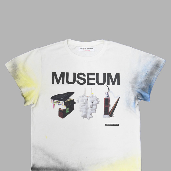 韓国★人気 コラボ THE MUSEUM VISITOR X cake DRAWING T-SHIRTS 韓国☆人気 コラボ THE MUSEUM VISITOR X cake DRAWING T-SHIRTS
