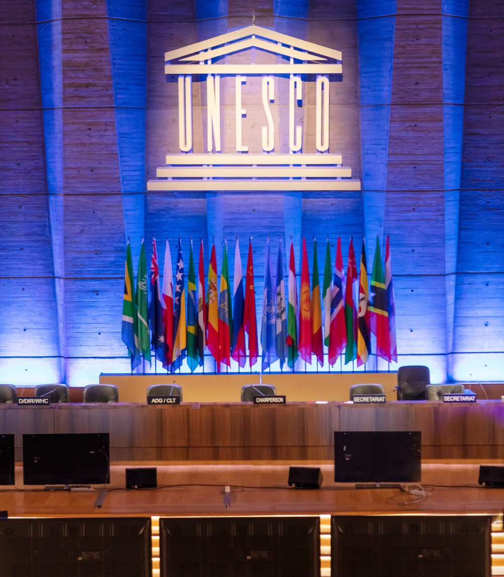 (C) UNESCO