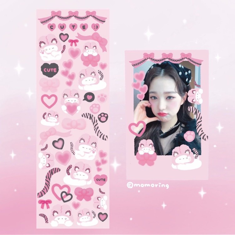 Momoring | baby tiger sticker : Lovticker