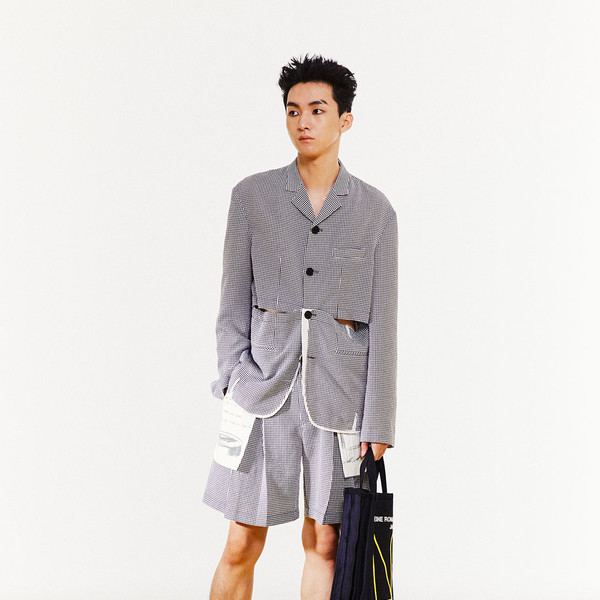 BERLIN SUMMER JACKET BLACK : THE MUSEUM VISITOR