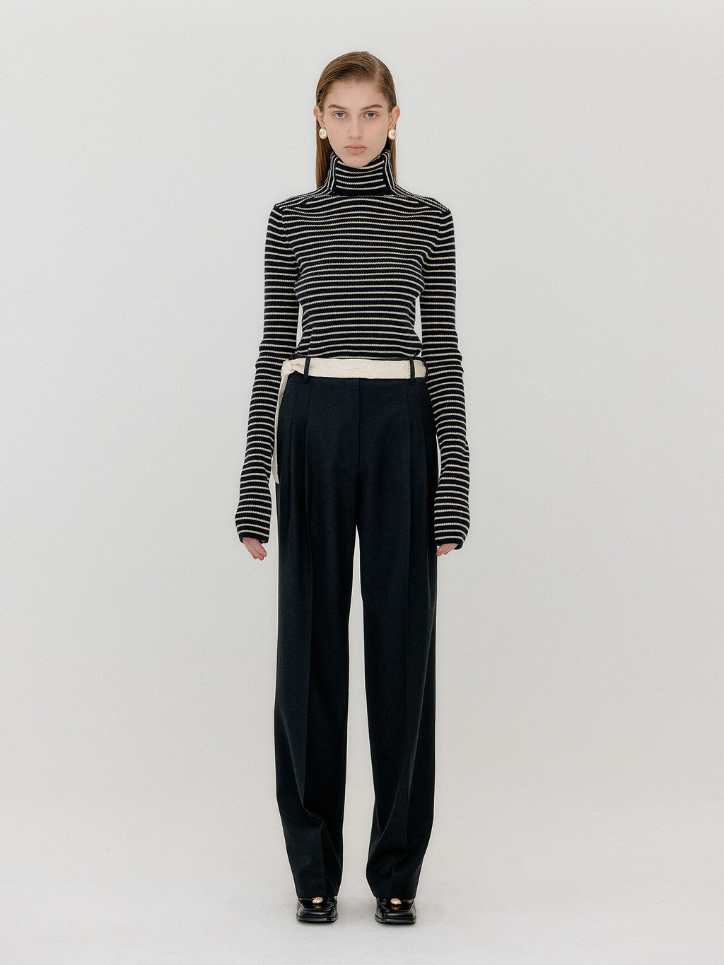 Viavanda double belt tuck knit pants パンツ