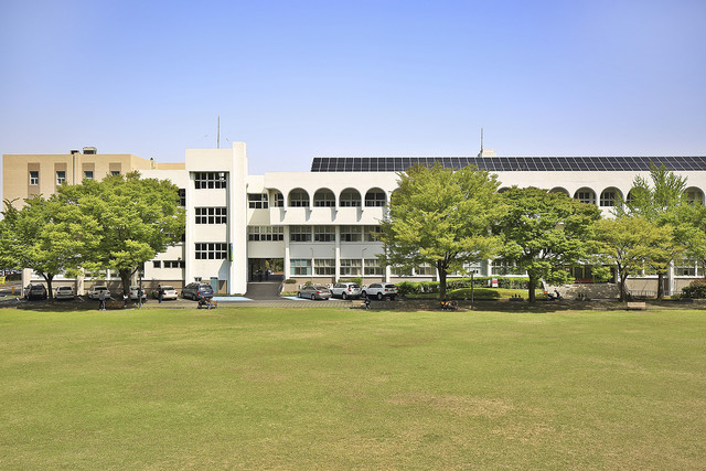 학교