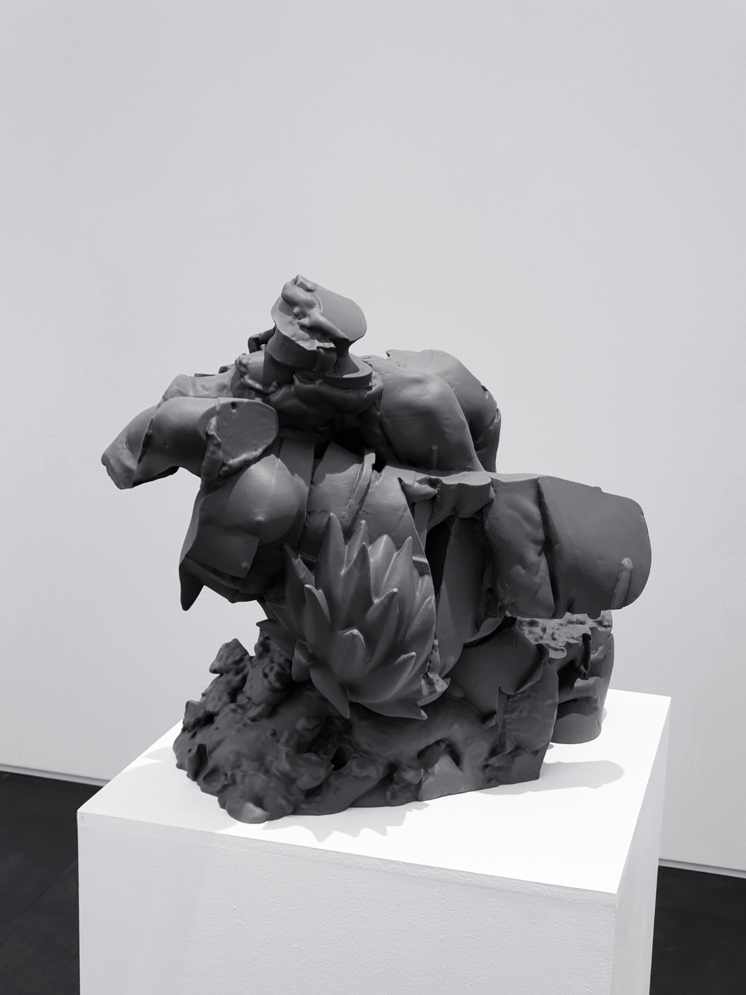 이병호, Eccentric Abattis, painted sculpture, 25 x 25 x 35 cm. 2021