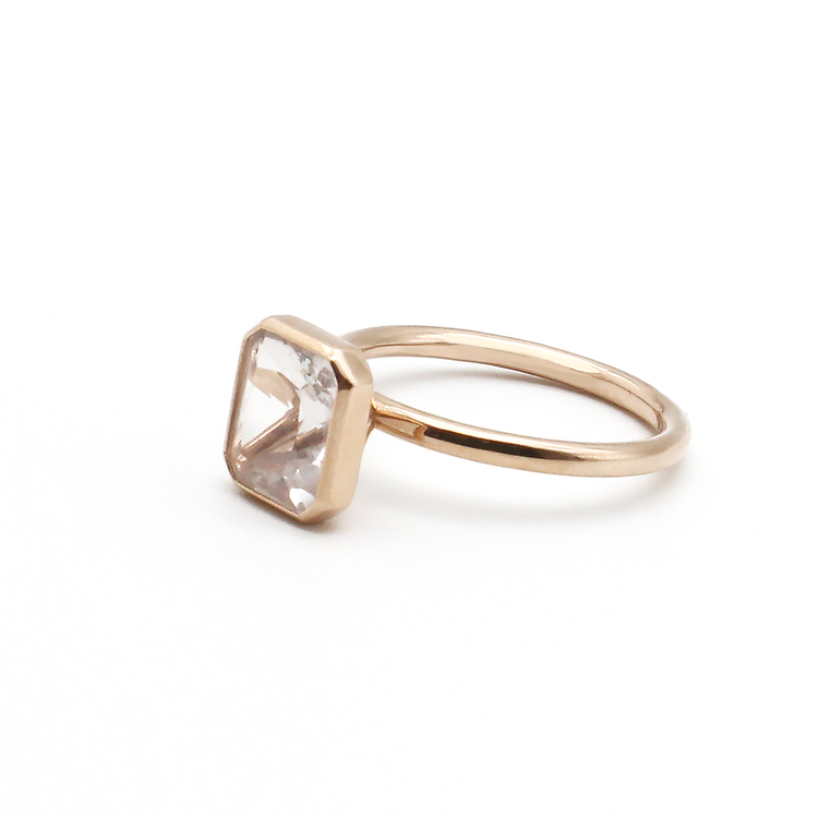 Topaz Square. Ring (White, London Blue) : 노이유니 NOIUNI - 14K / 18K Gold ...