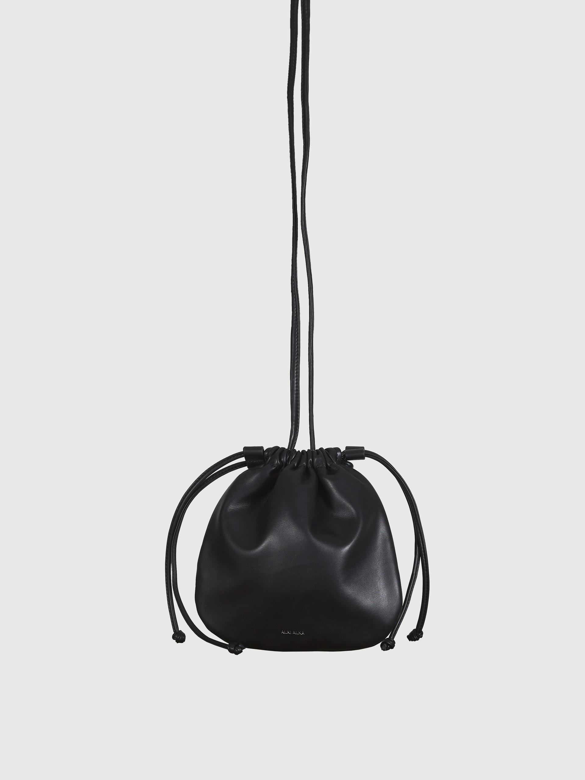 apple-bag-black-alki-alka